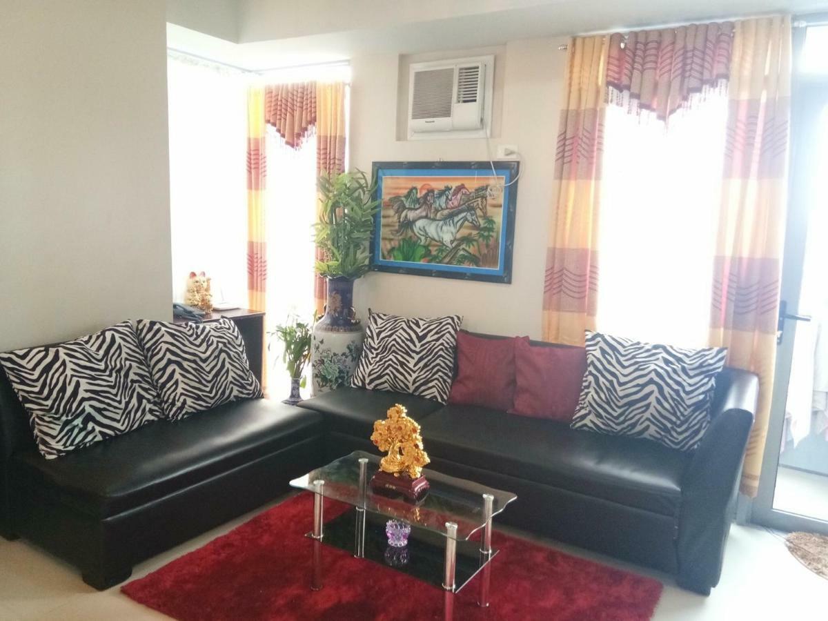 Cubao Manhattan Heights Unit 5A Tower C Quezon City Exterior photo